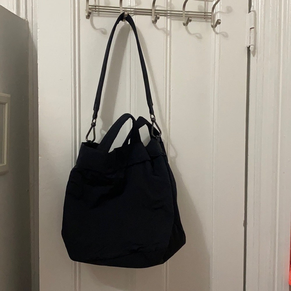 Lululemon bag